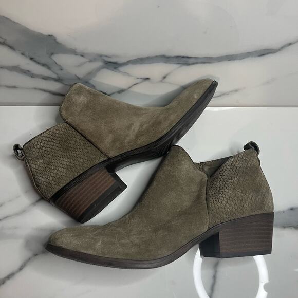 Michael by Michael Shannon Women's Brown Leather Side Zip Madeline Boots Sz 8.5 - Picture 6 of 7